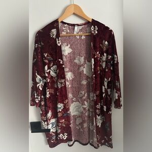 Acting Pro Floral Velvet Cardigan